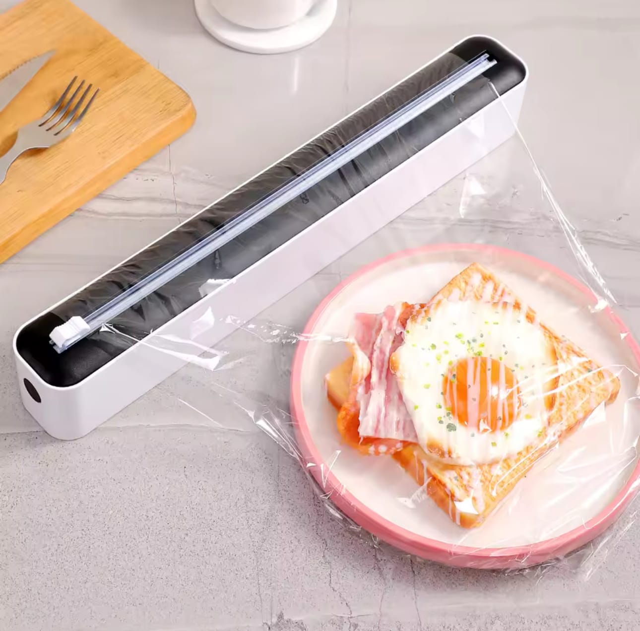Household multi-functional cling film cutter, tear-free sliding cutter suitable for plastic cling film and aluminum fo